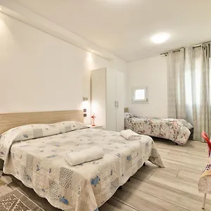 Affittacamere Venice Pink House